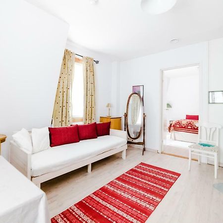 Boutique Hotel Tavis, Check In Olavinkatu 8 Савонлінна Екстер'єр фото
